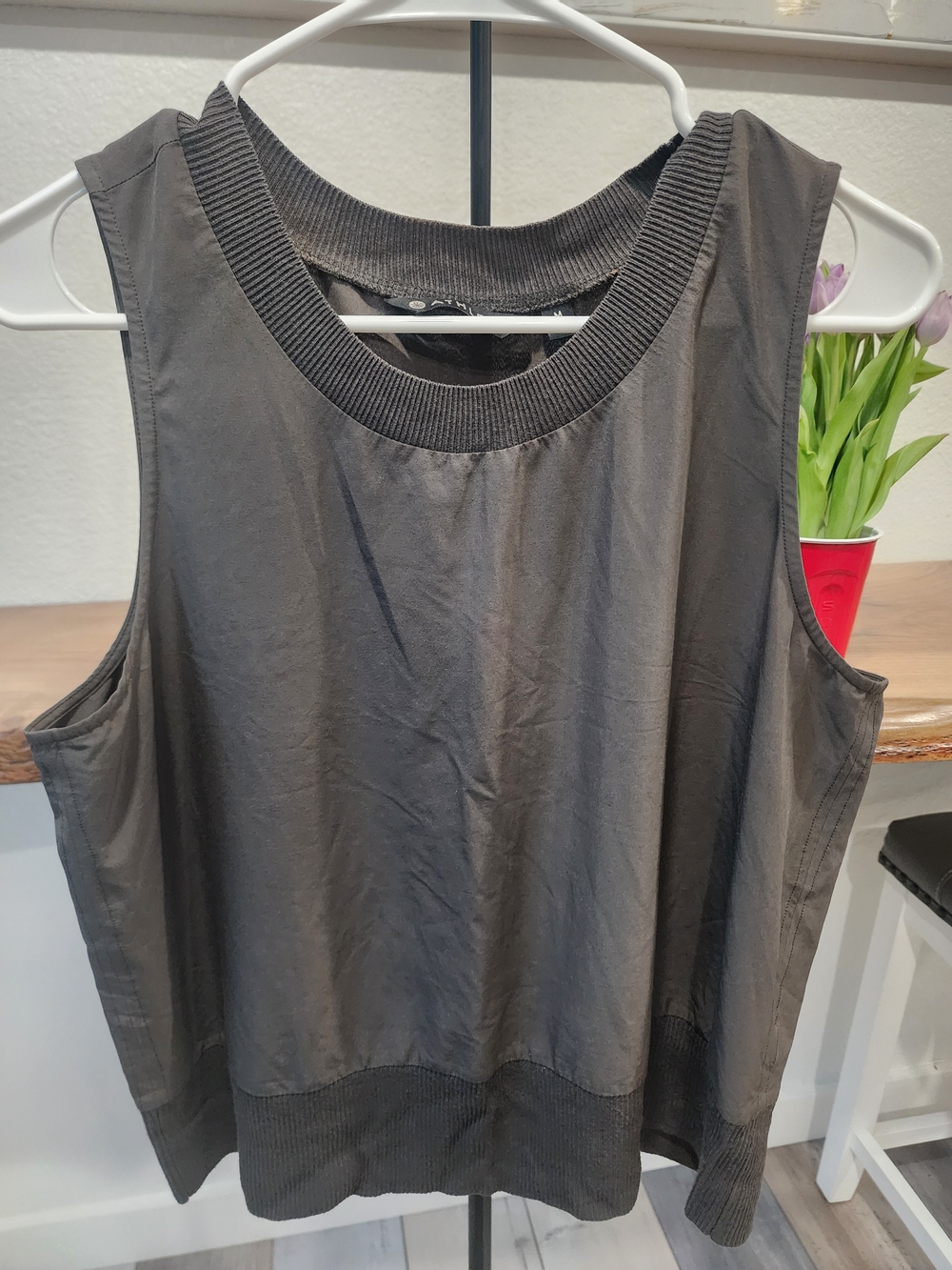 Athleta Green Rib-Trim Sleeveless Tank